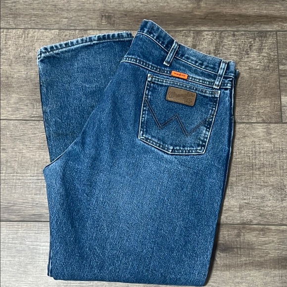 Wrangler  flame resistant Blue Denim Jeans 40x30 - Picture 1 of 6